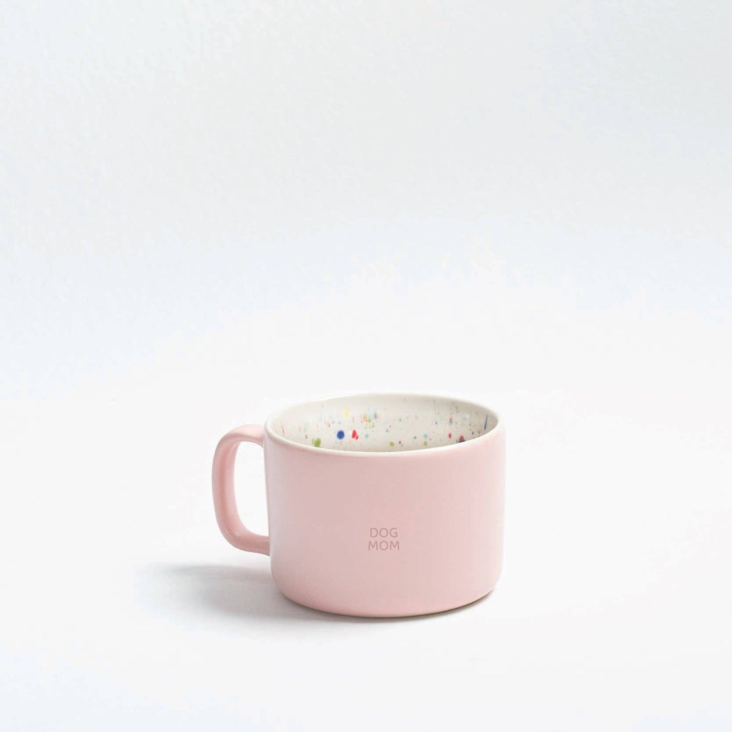 Dog Mom 450ml Egg Back Home roze voor trotse hondeneigenaressen en dagelijkse rituelen vol persoonlijkheid.