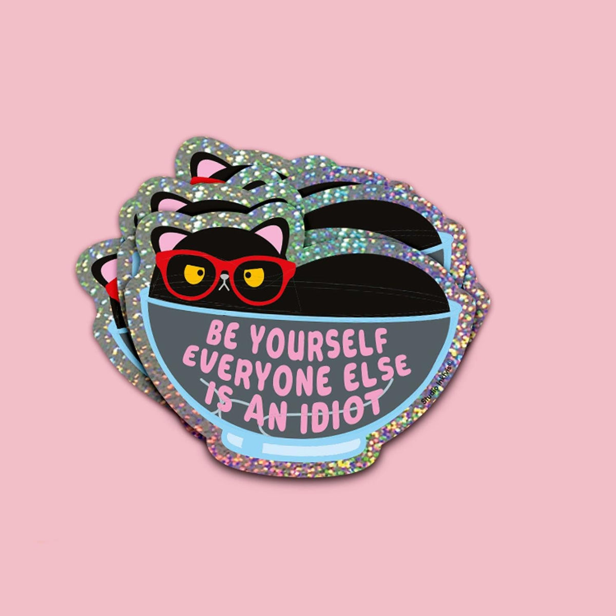 Glitter sticker Be yourself, everyone else is an idiot van Studio Inktvis, foto 2