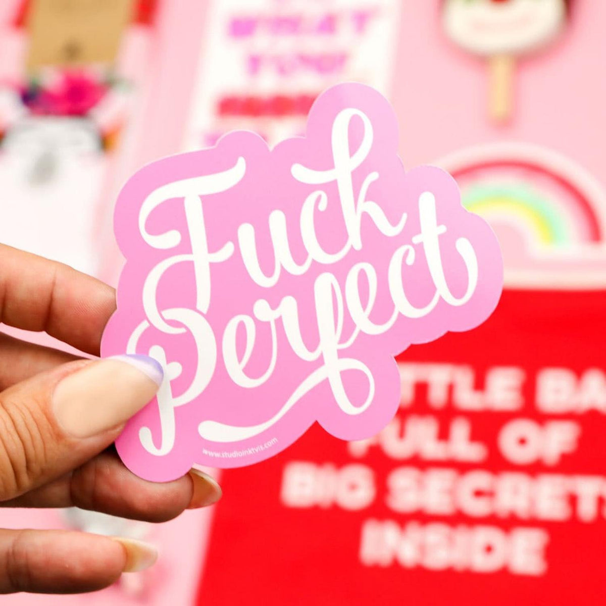 Sticker Fuck perfect van Studio Inktvis, foto 4