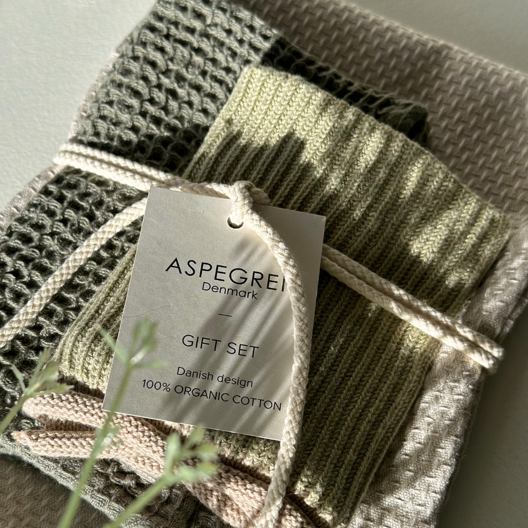 Aspegren Denmark cadeauset organisch katoen  met theedoek en vaatdoekjes in groene tinten 