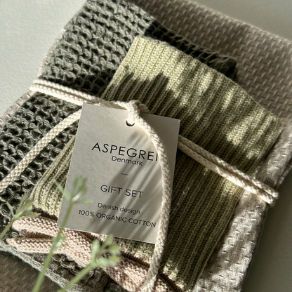 Aspegren Denmark cadeauset organisch katoen  met theedoek en vaatdoekjes in groene tinten 
