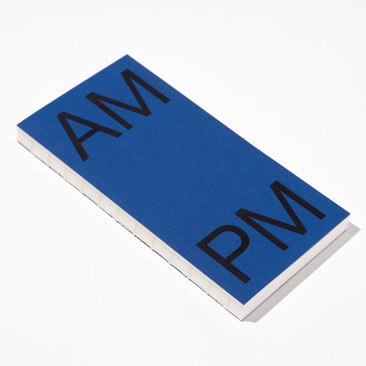 Dagplanner AM-PM Saffier van This Might Work, schuin bovenaanzicht