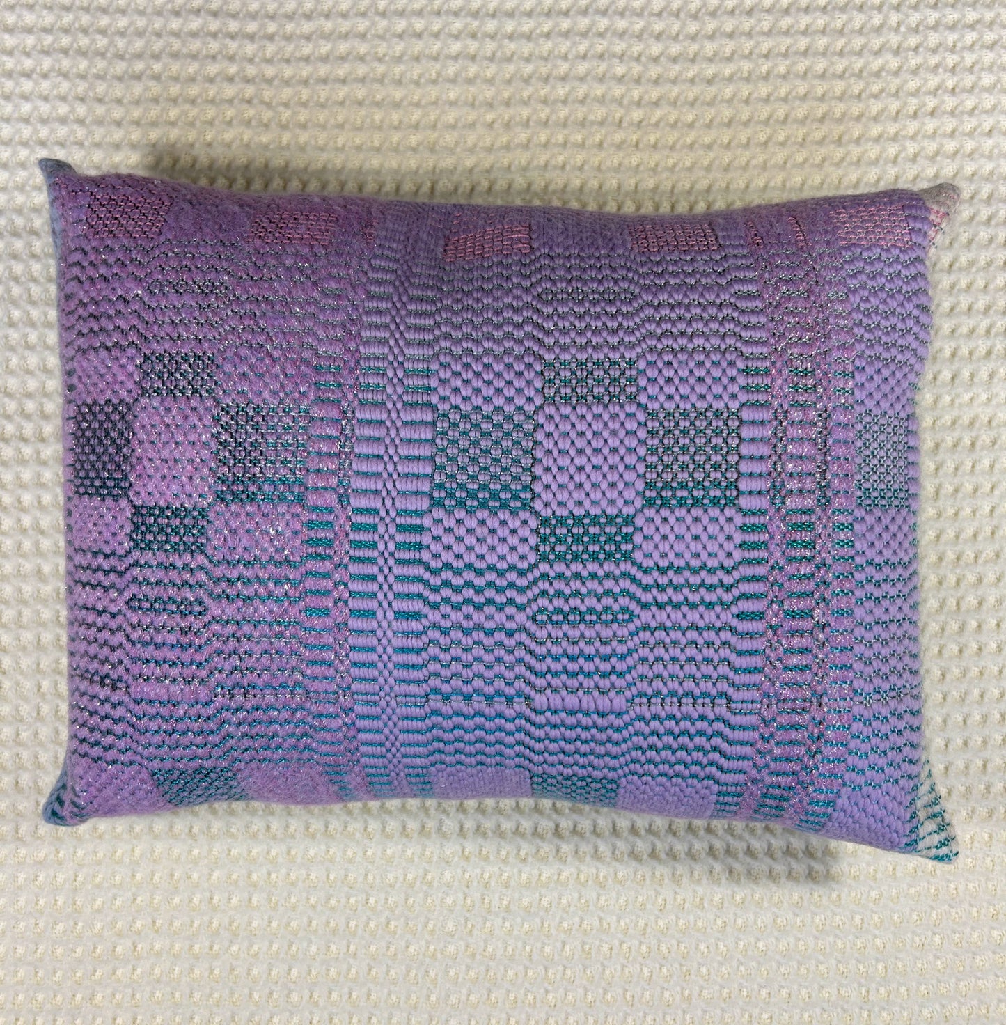 The Good Stuv Hangeweven Kussen Lila Crème