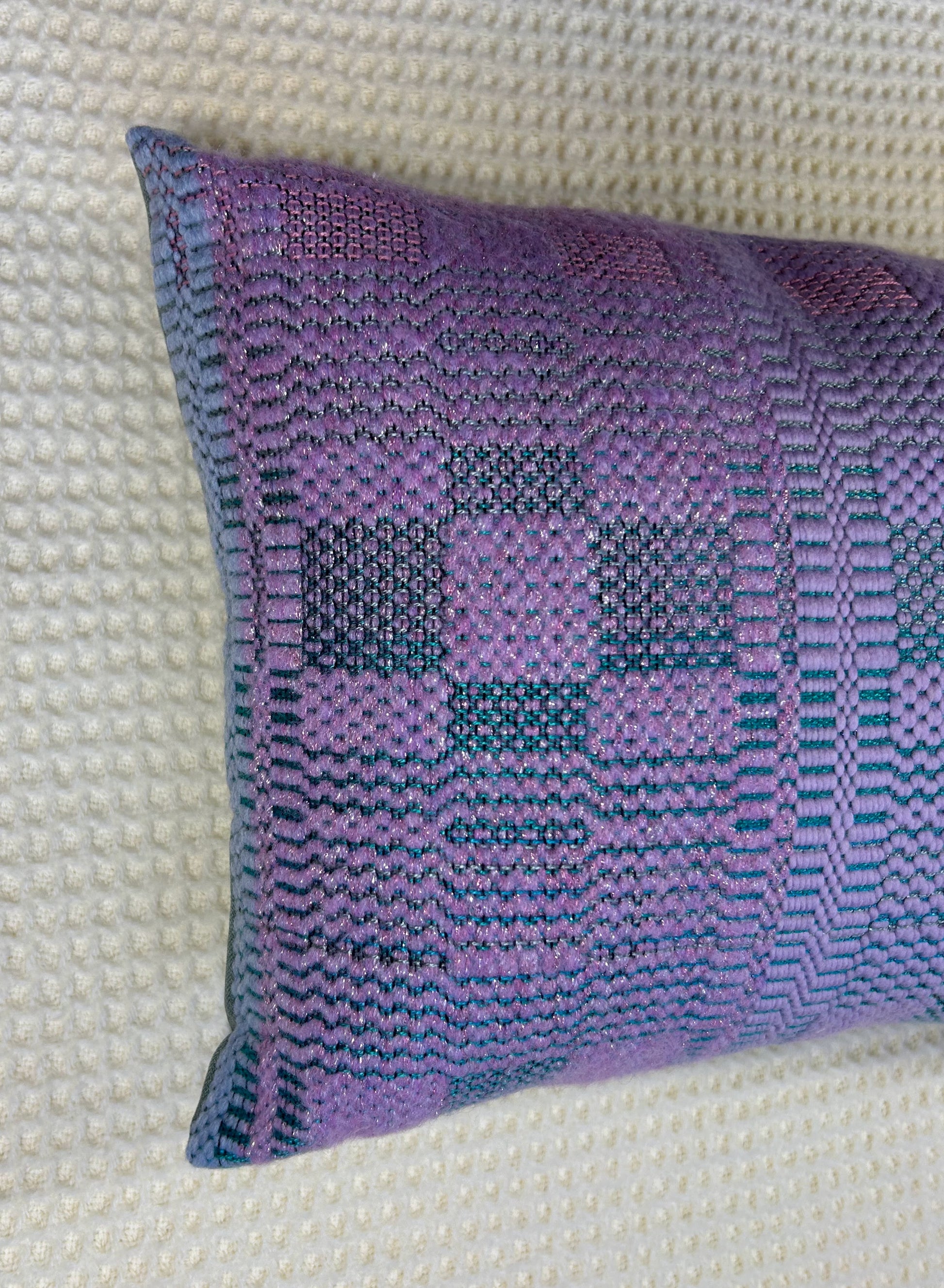 Handgeweven Kussen The Good stuv Detail