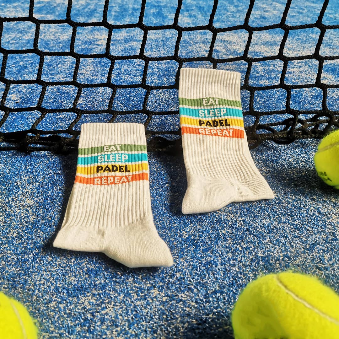 Eat sleep, padel, repeat sokken voor ultiem comfort tijdens het sporten óf in je dagelijkse outfit.