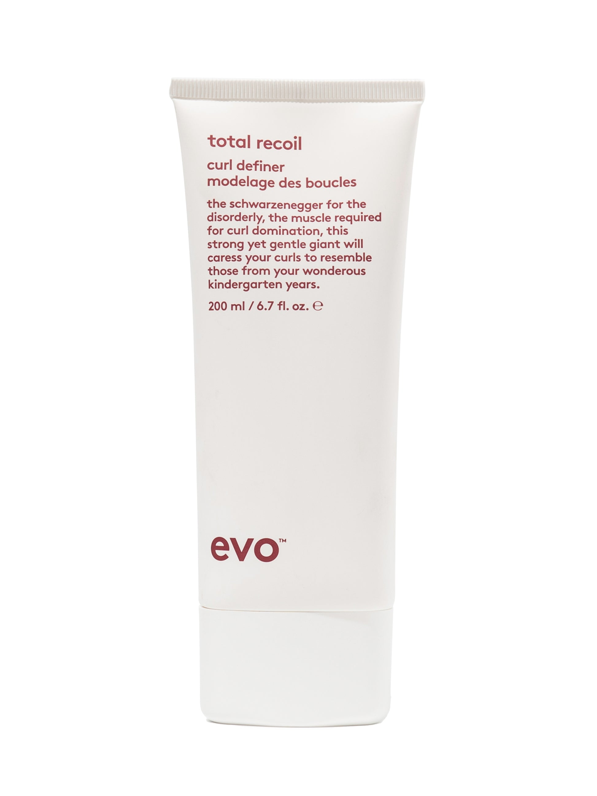 Evo total recoil curl definer bundelt en activeert je krullen met de stevigheid van een gel, maar behoudt de hydraterende en verzachtende eigenschappen van een crème.