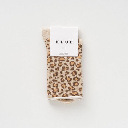 Klue sokken Luipaard beige met een fluweelzachte pasvorm die zich moeiteloos vormt naar elke voet.