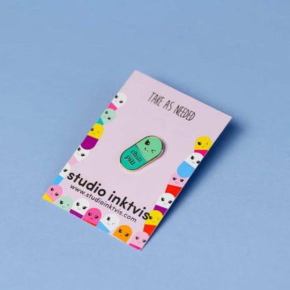 Pin Chill Pill Mint van Studio Inktvis, foto 3